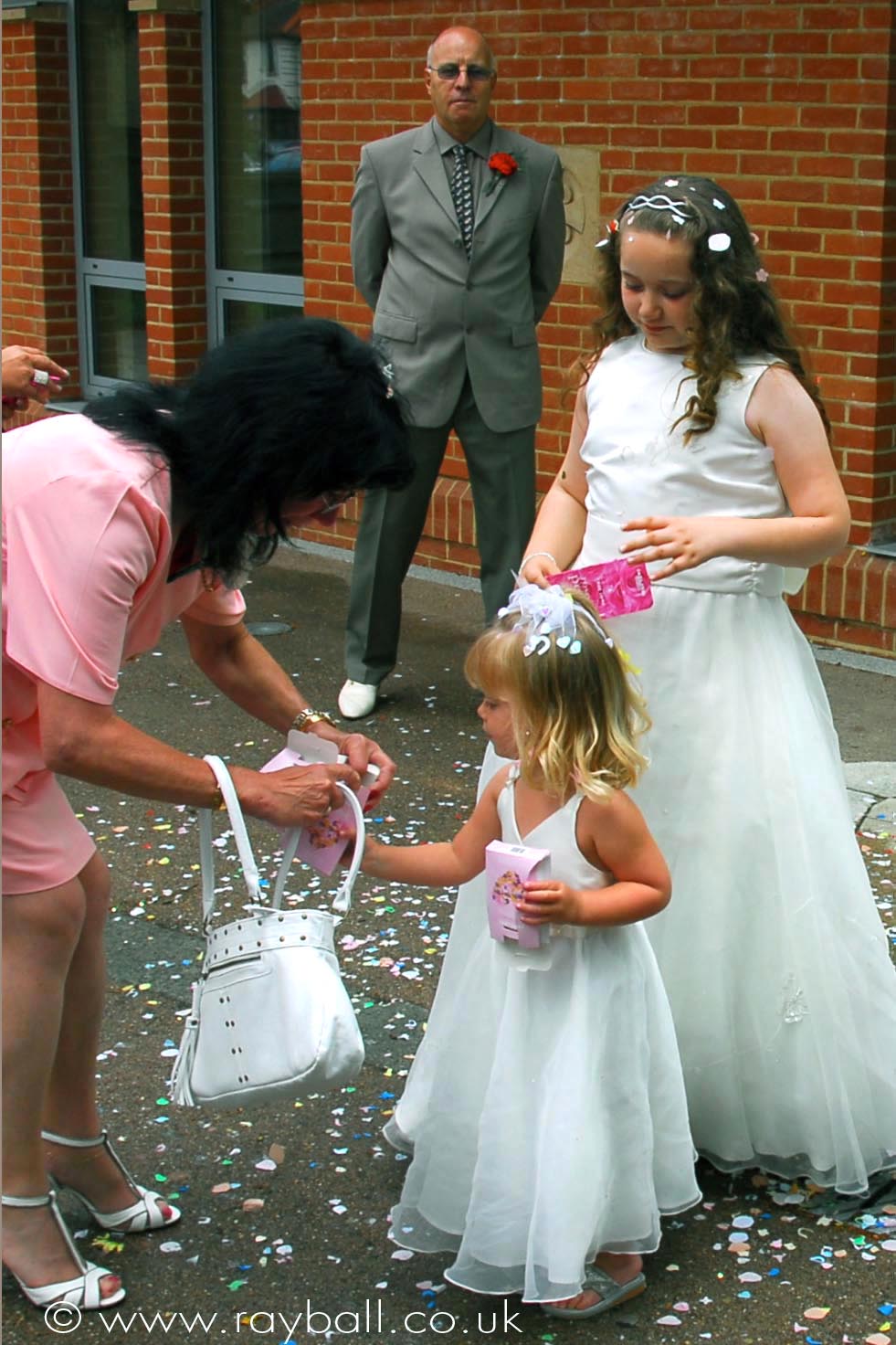 Wedding moment caught in Long Ditton, Elmbridge.